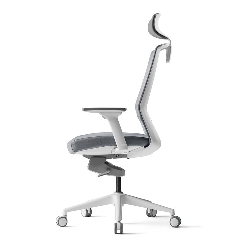 Кресло для руководителя BESTUHL 