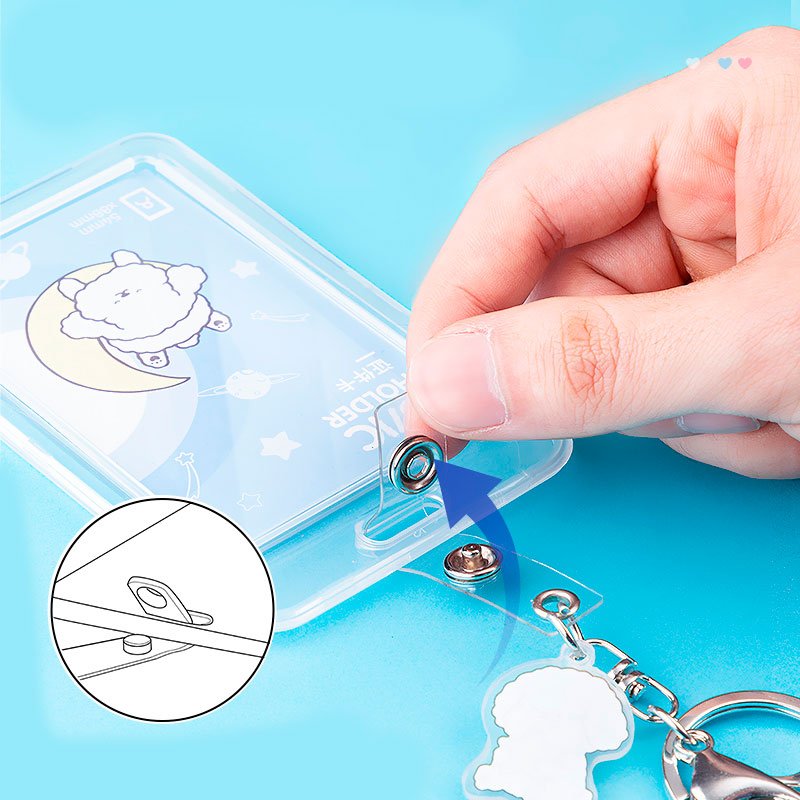 Бейдж с карабином 