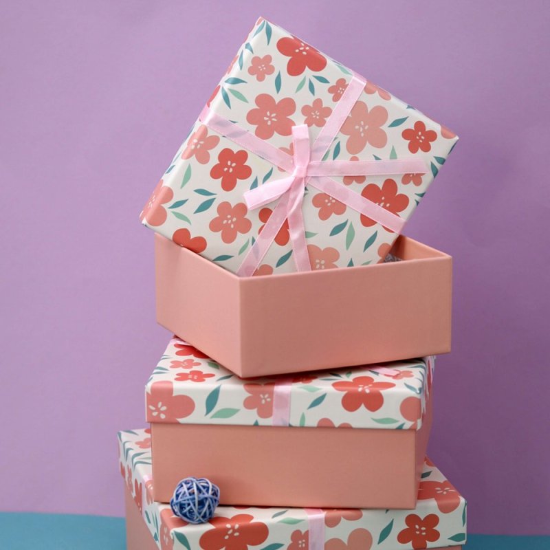 Коробка подарочная 