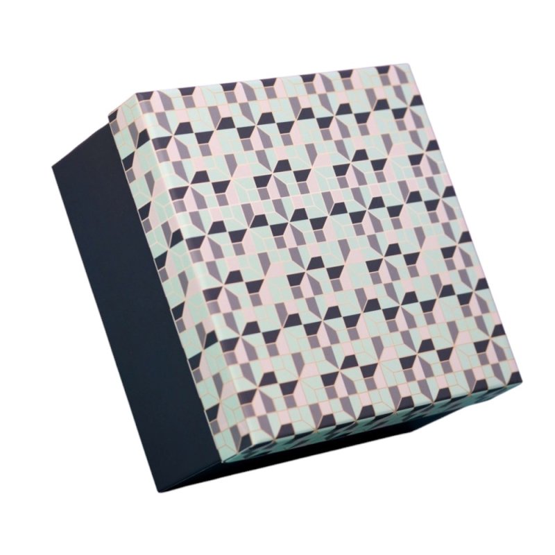 Коробка подарочная 