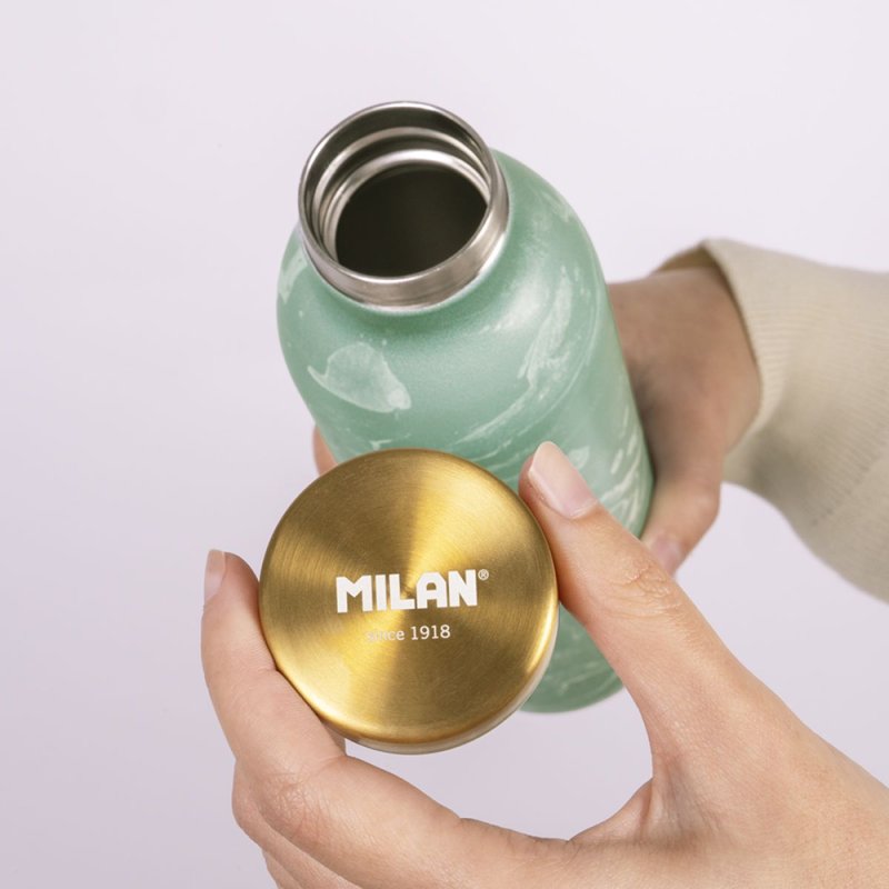 Бутылка для воды 