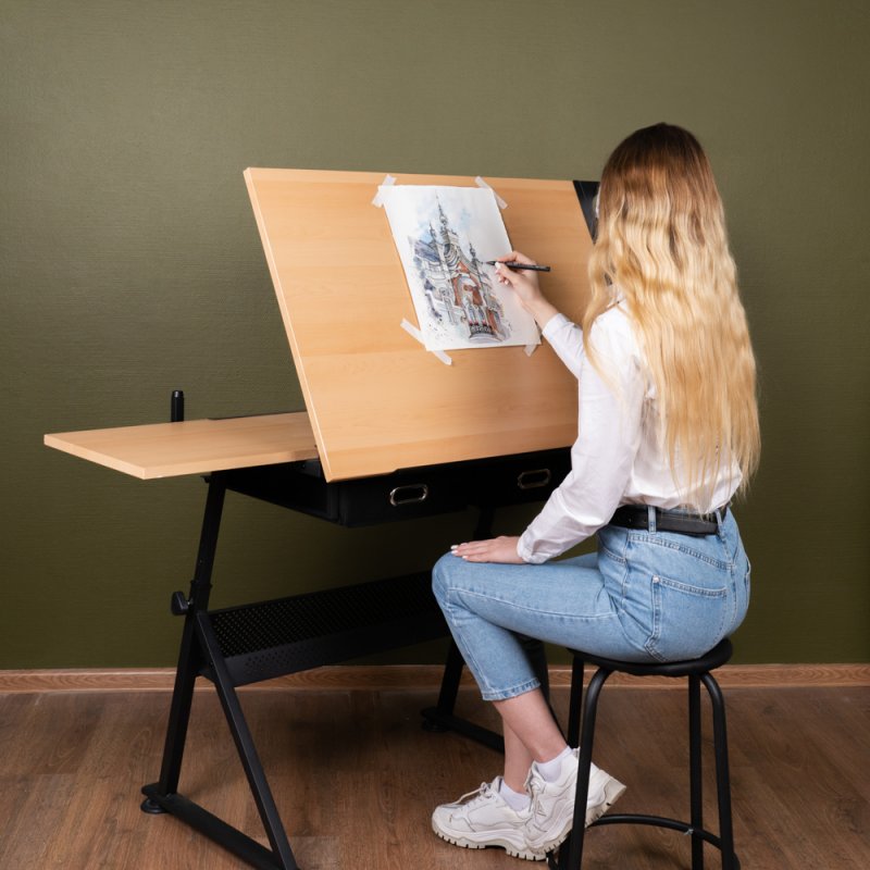 Стол для черчения и рисования 