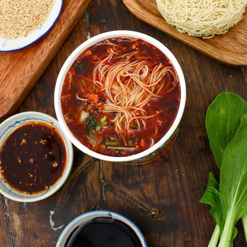 Лапша быстрого приготовления с маслом чили, кунжутом и арахисовой пастой, 119 гр