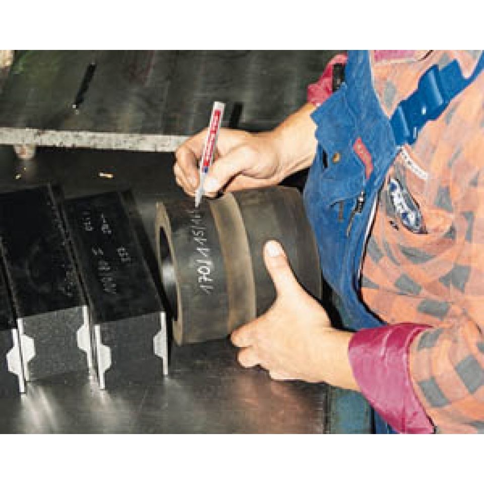 Маркер перманентный на нитрокраске Edding 