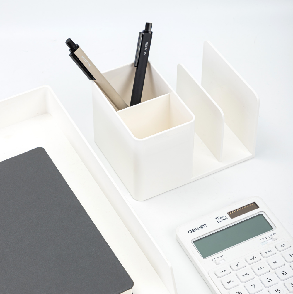 Подставка для канцелярских мелочей 