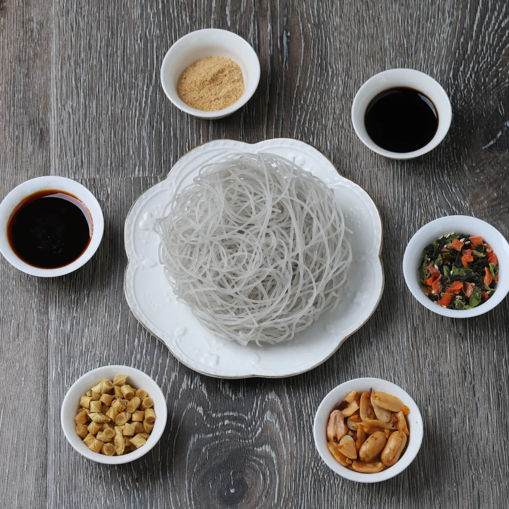 Лапша быстрого приготовления стеклянная по-Сичуаньски с арахисом, 130 гр